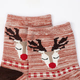 Weihnachts-Damensocke mit Rentier-Motiv