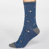 Thought Herrensocken Bambus Muster Sneaker blau